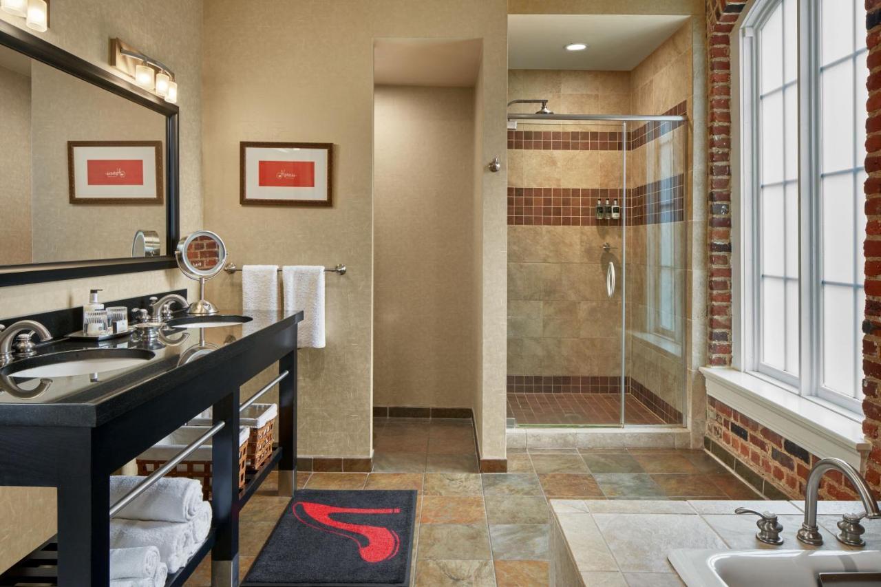 Craddock Terry Hotel, Lynchburg, A Tribute Portfolio Hotel Εξωτερικό φωτογραφία