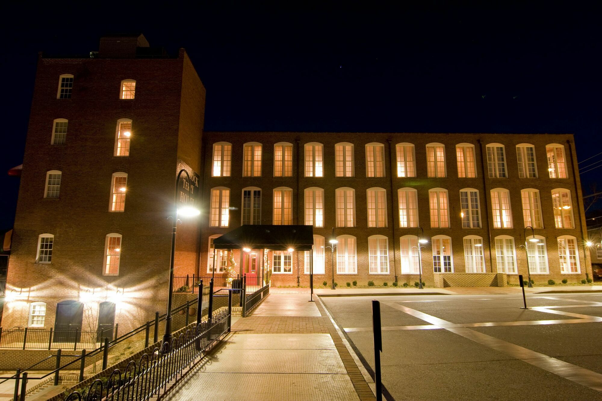 Craddock Terry Hotel, Lynchburg, A Tribute Portfolio Hotel Εξωτερικό φωτογραφία